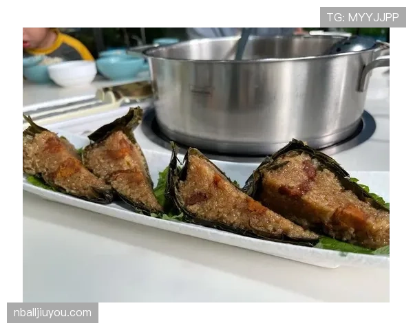 赵睿训练完直接打飞的去三亚吃椰子鸡，这谁顶得住啊